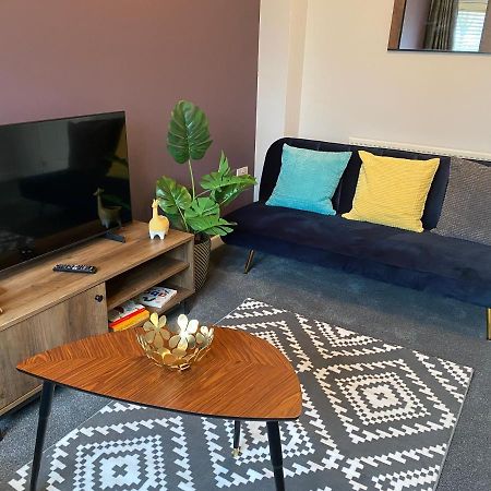 Marston House Villa Marston Green Екстериор снимка